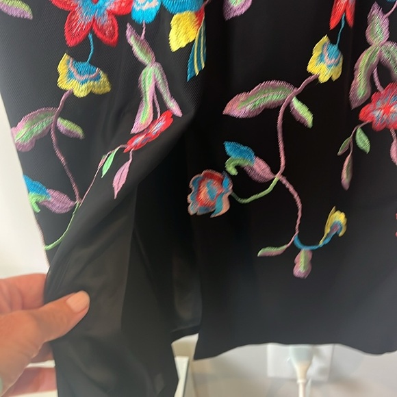 Monique Lhuillier Sonya Like New Dress Black Floral Embroidered Colorful Midi - Picture 11 of 13